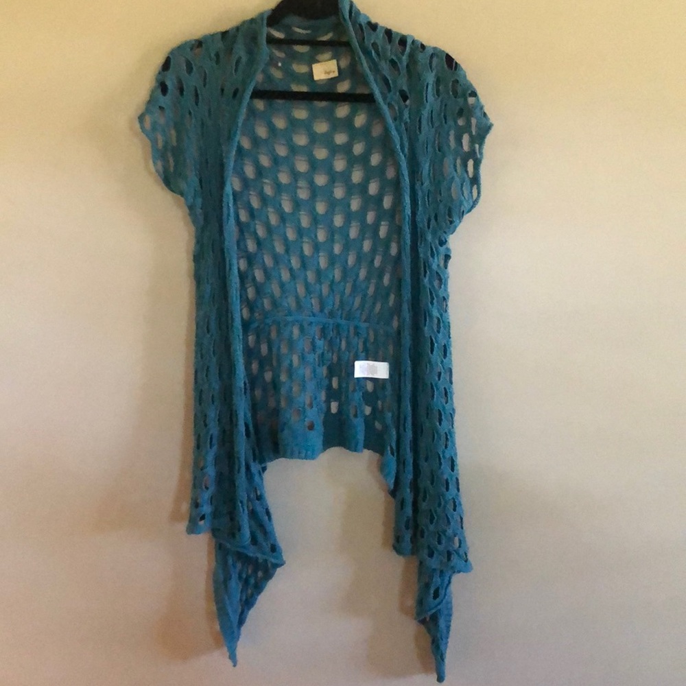 Lightweight layering cardigan